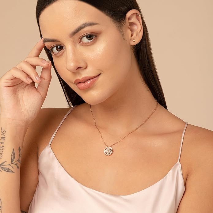 変色防止マグネットハートクローバーペンダントネックレス レディース用|スタイリッシュなロケットチェーン|最新ファッションジュエリーアクセサリー|ミニマルジュエリー|ギフトに最適