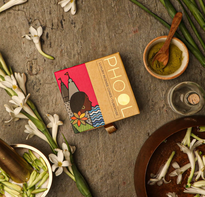 PHOOL 高級インセンスコーン | 4 ピースバンドルパック - インディアンローズ、チューベローズ、ラベンダー、ナグチャンパ | 100% オーガニック | 化学薬品および炭不使用